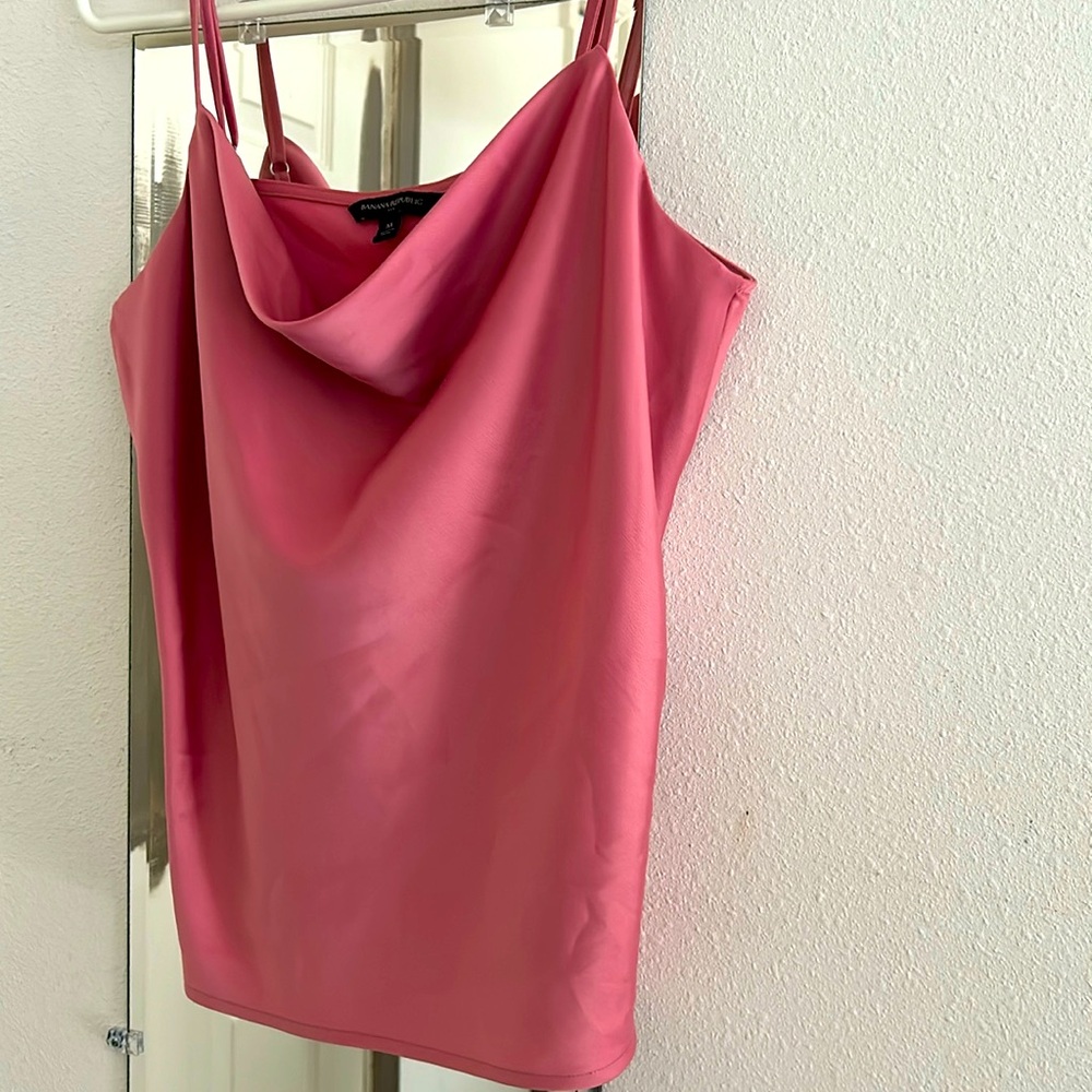 Banana Republic silky tank